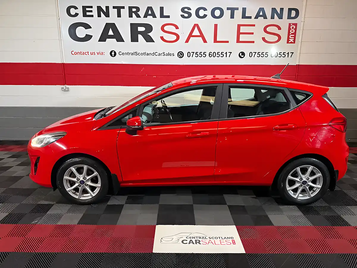 Used 2019 Ford Fiesta Zetec Red - Interior and Exterior details 9
