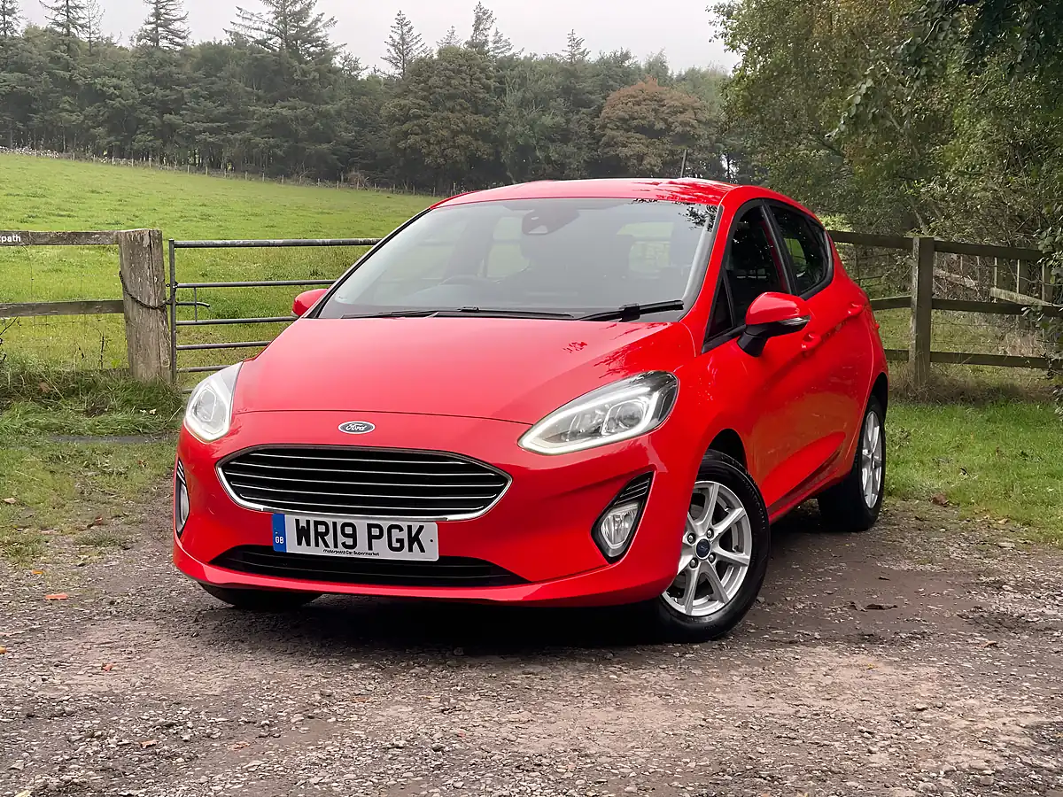 Used 2019 Ford Fiesta Zetec Red - Interior and Exterior details 3