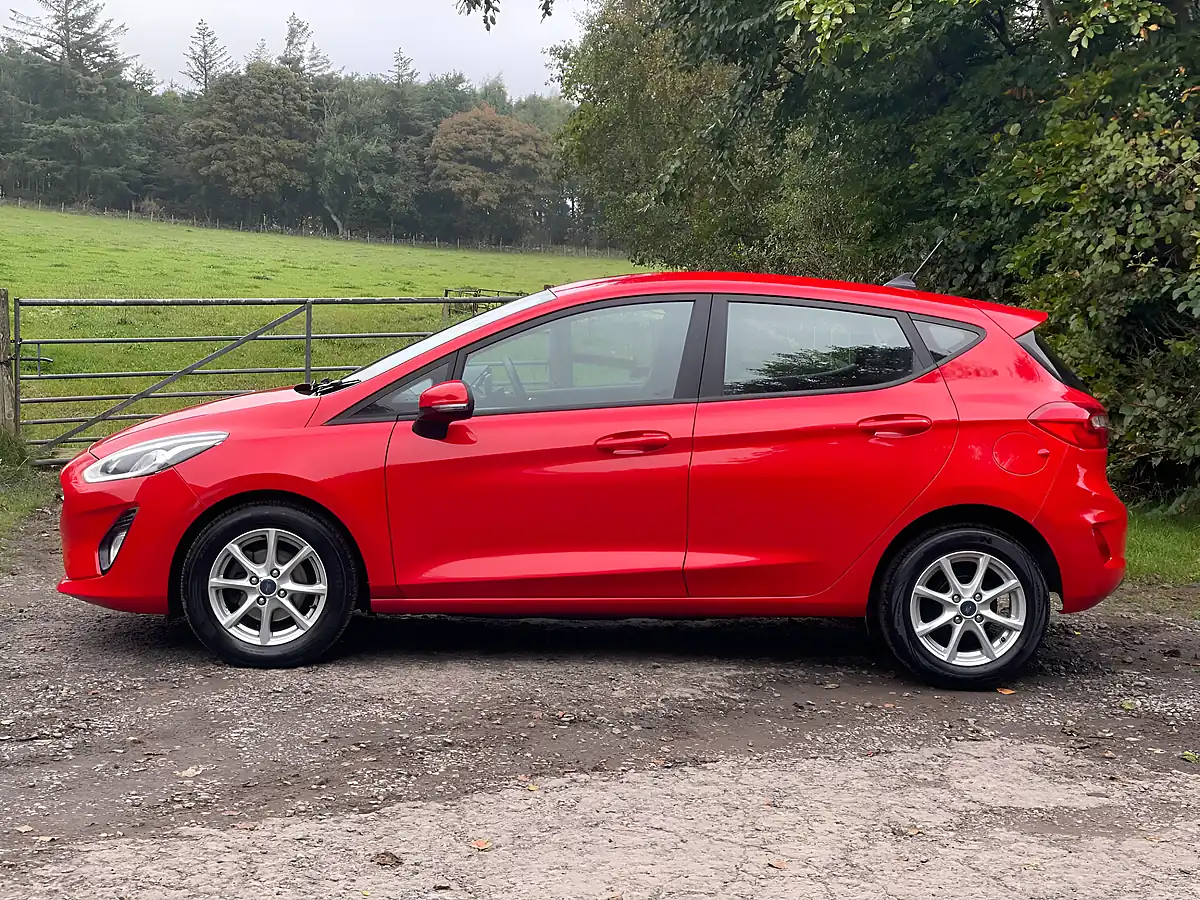 Used 2019 Ford Fiesta Zetec Red - Interior and Exterior details 4