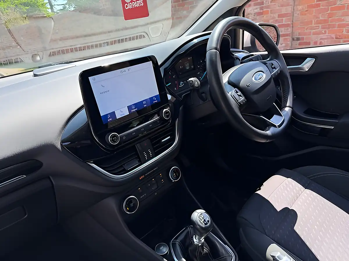 Used 2019 Ford Fiesta Zetec Silver - Interior and Exterior details 10