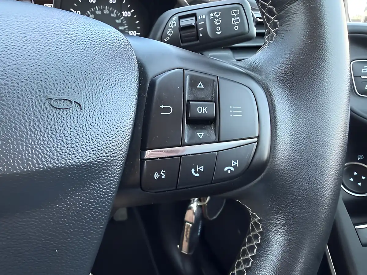 Used 2019 Ford Fiesta Zetec Silver - Interior and Exterior details 13