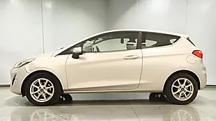 Used 2019 Ford Fiesta Zetec Silver - Interior and Exterior details 11