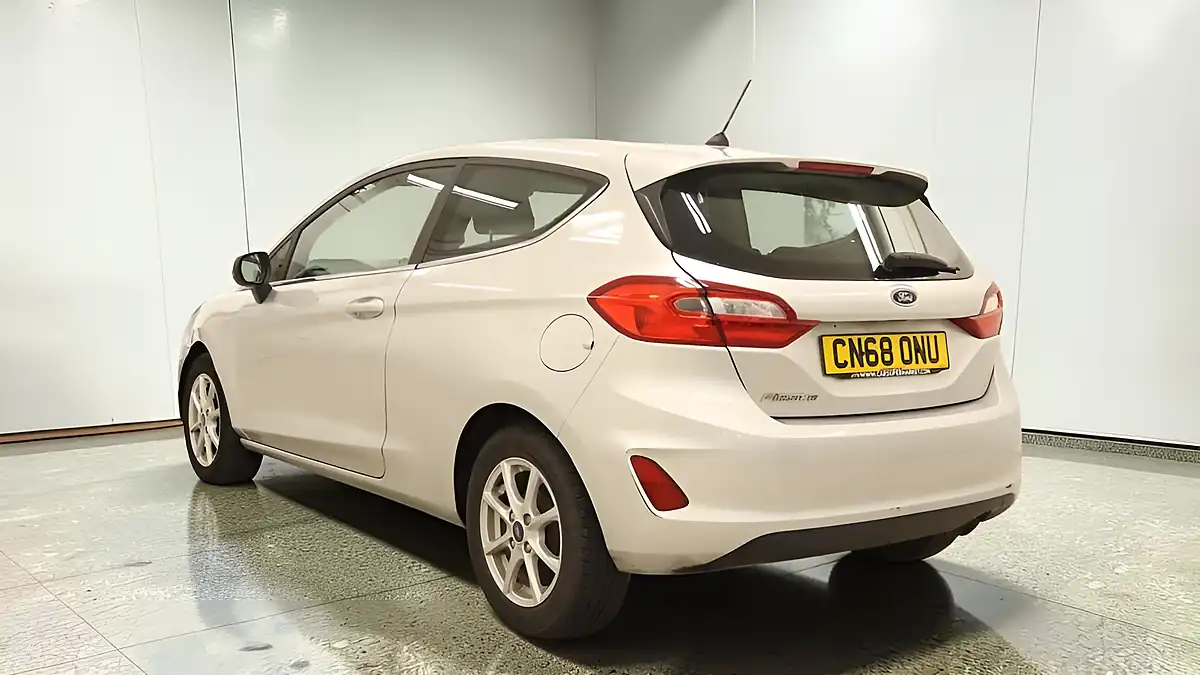 Used 2019 Ford Fiesta Zetec Silver - Interior and Exterior details 8