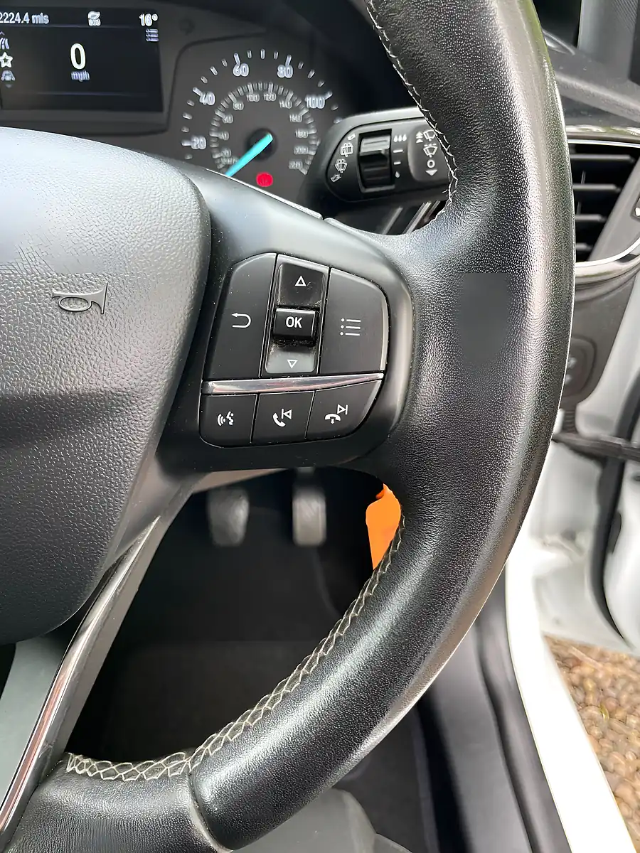 Used 2019 Ford Fiesta Zetec White - Interior and Exterior details 18
