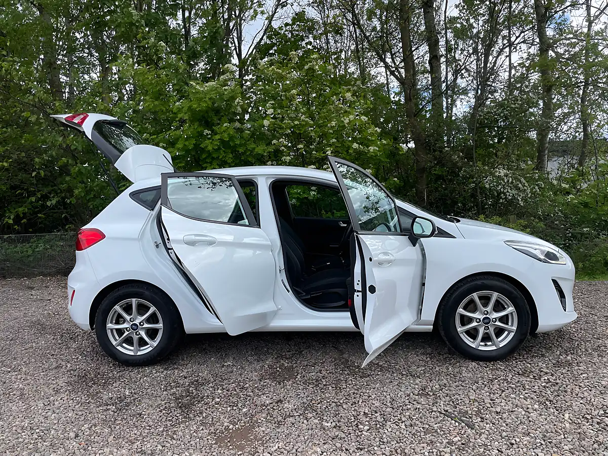 Used 2019 Ford Fiesta Zetec White - Interior and Exterior details 7
