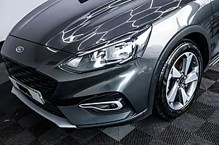 Used 2019 Ford Focus Active Grey - Interior and Exterior details 11