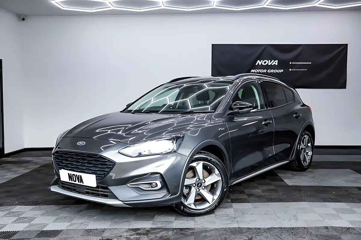 Used 2019 Ford Focus Active Grey - Interior and Exterior details 2