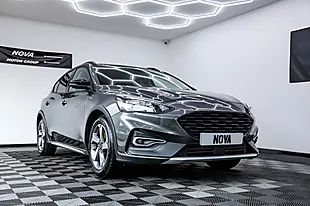 Used 2019 Ford Focus Active Grey - Interior and Exterior details 3