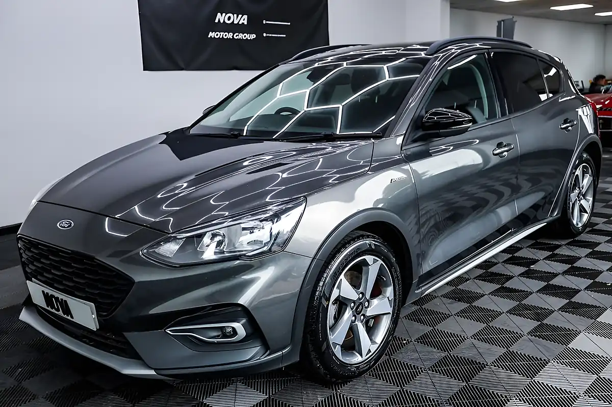 Used 2019 Ford Focus Active Grey - Interior and Exterior details 7