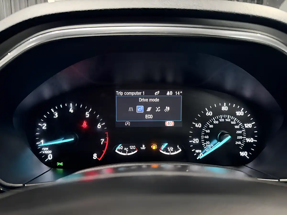 Used 2019 Ford Focus Active White - Interior and Exterior details 18