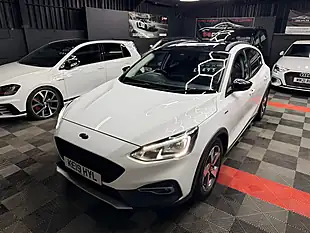 Used 2019 Ford Focus Active White - Interior and Exterior details 3