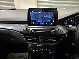 Used 2019 Ford Focus Active White - Interior and Exterior details 10