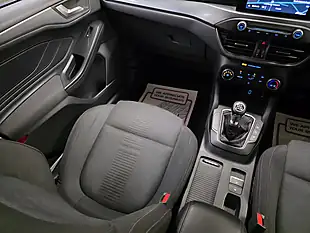 Used 2019 Ford Focus Active White - Interior and Exterior details 16