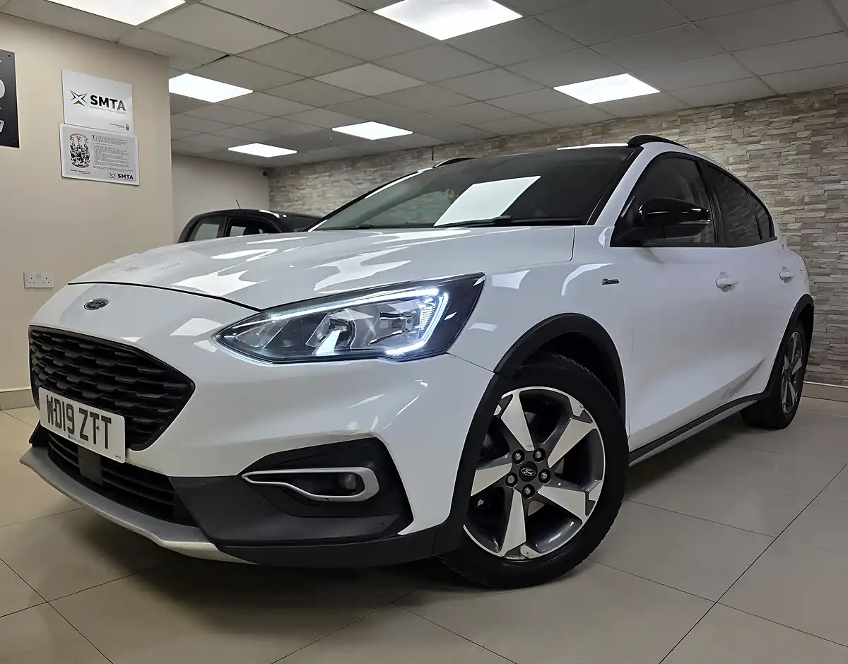 Used 2019 Ford Focus Active White - Interior and Exterior details 2