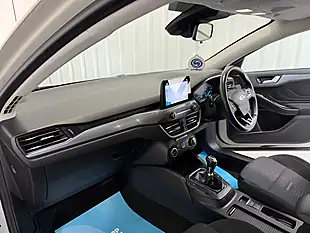 Used 2019 Ford Focus Active White - Interior and Exterior details 10