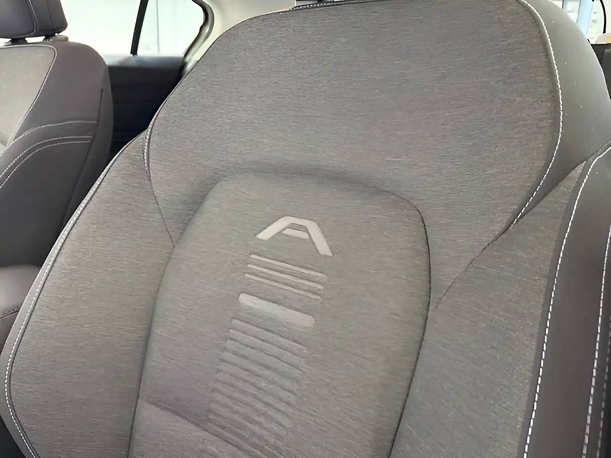 Used 2019 Ford Focus Active White - Interior and Exterior details 11