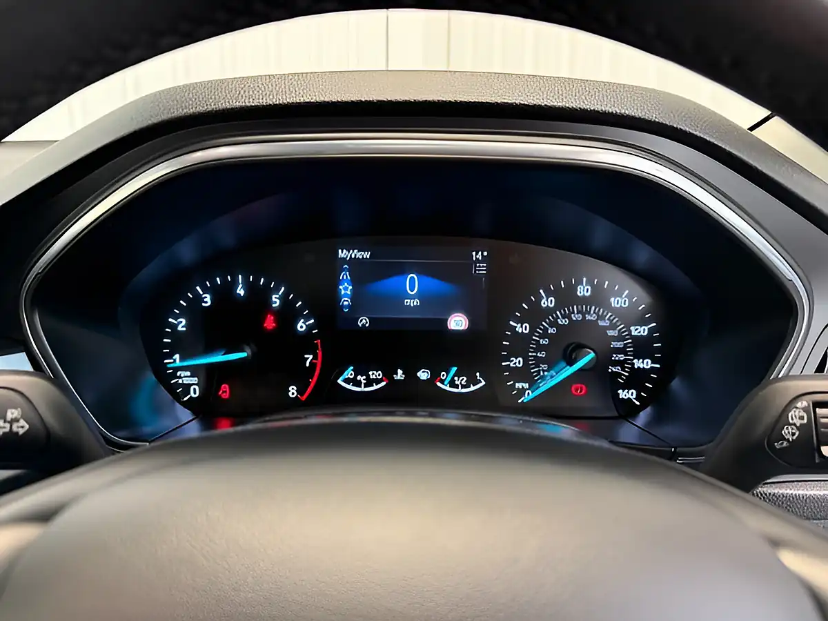 Used 2019 Ford Focus Active White - Interior and Exterior details 17