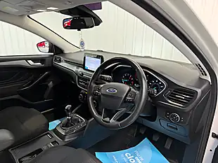 Used 2019 Ford Focus Active White - Interior and Exterior details 9