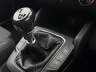 Used 2019 Ford Focus Active White - Interior and Exterior details 12