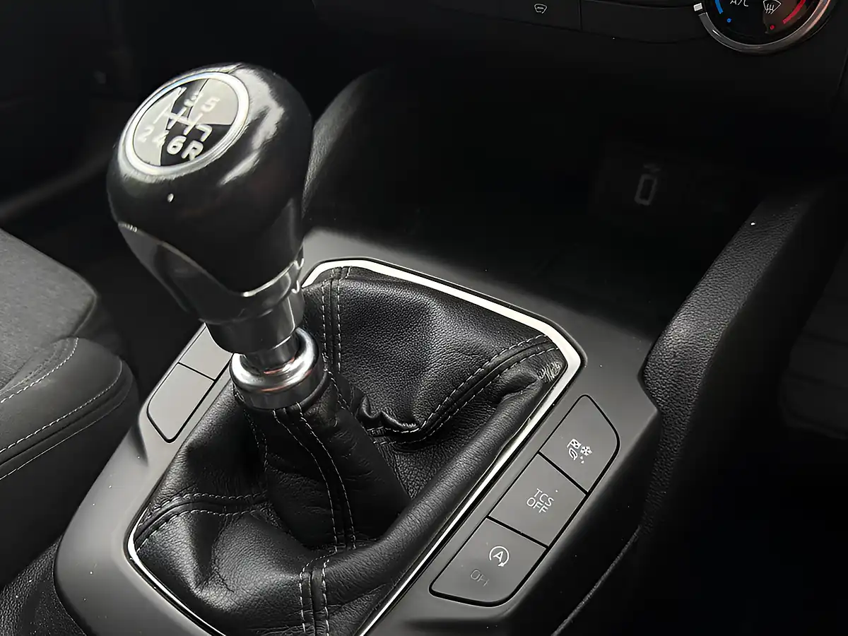 Used 2019 Ford Focus Active White - Interior and Exterior details 12