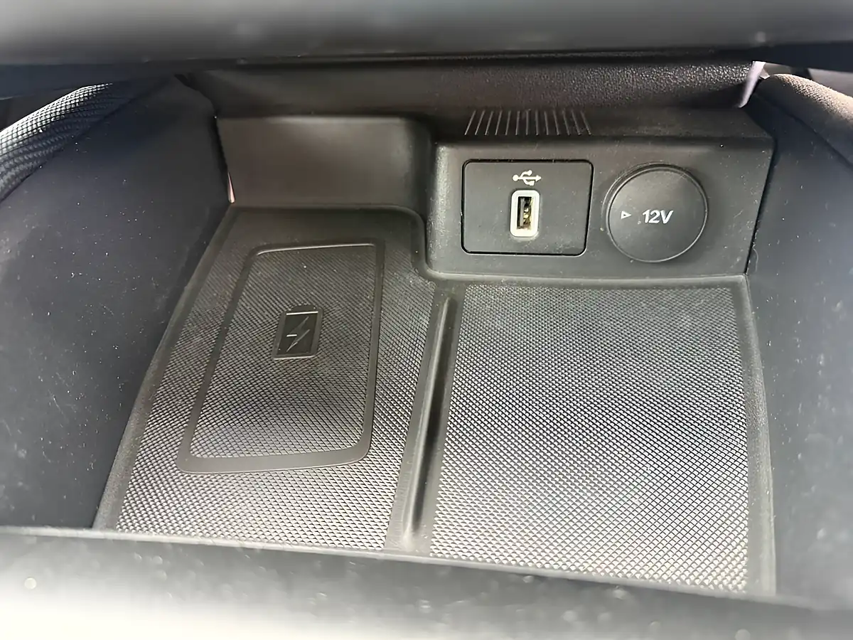 Used 2019 Ford Focus Active X Blue - Interior and Exterior details 16