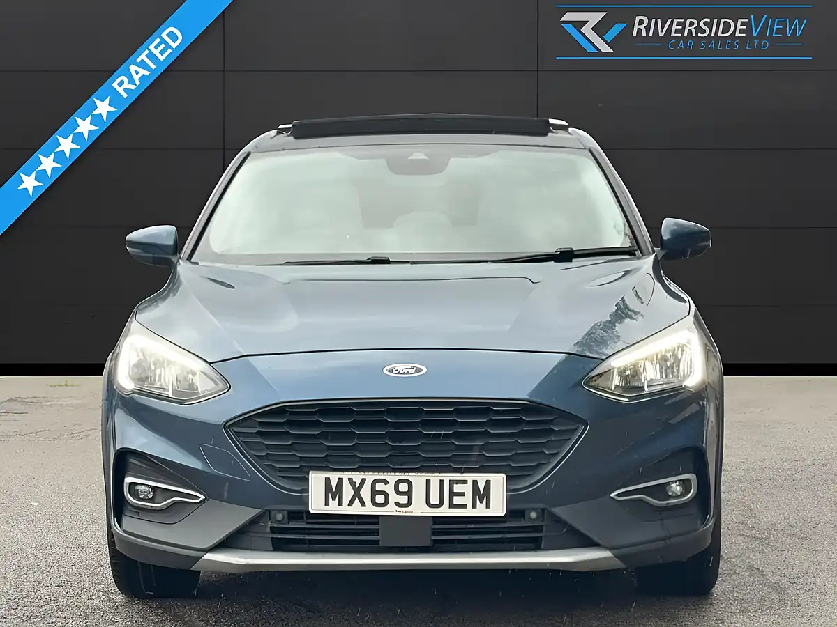 Used 2019 Ford Focus Active X Blue - Interior and Exterior details 3