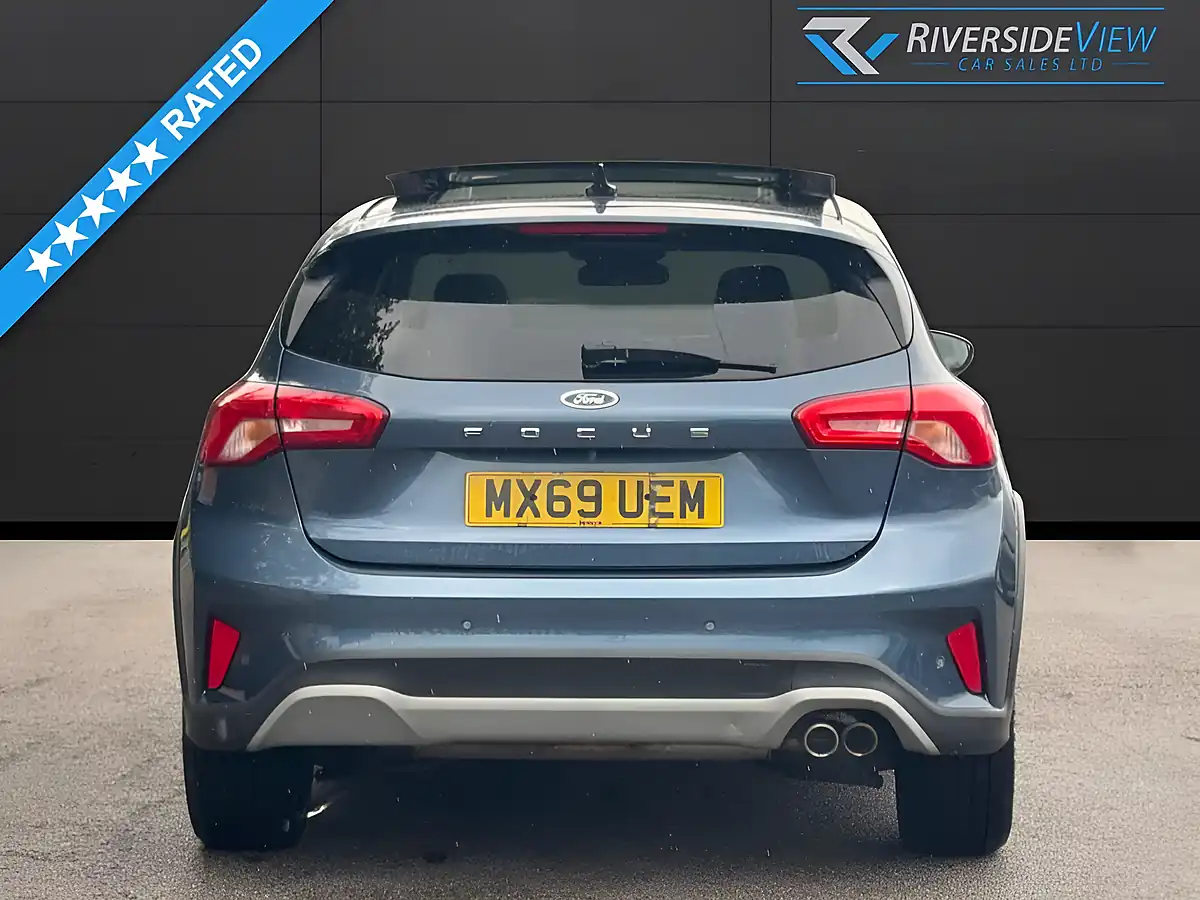 Used 2019 Ford Focus Active X Blue - Interior and Exterior details 5