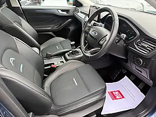 Used 2019 Ford Focus Active X Blue - Interior and Exterior details 8