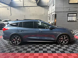 Used 2019 Ford Focus Active X Grey - Interior and Exterior details 4