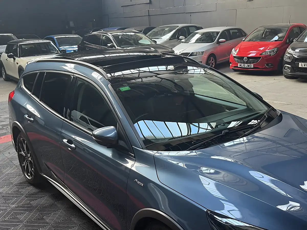 Used 2019 Ford Focus Active X Grey - Interior and Exterior details 5