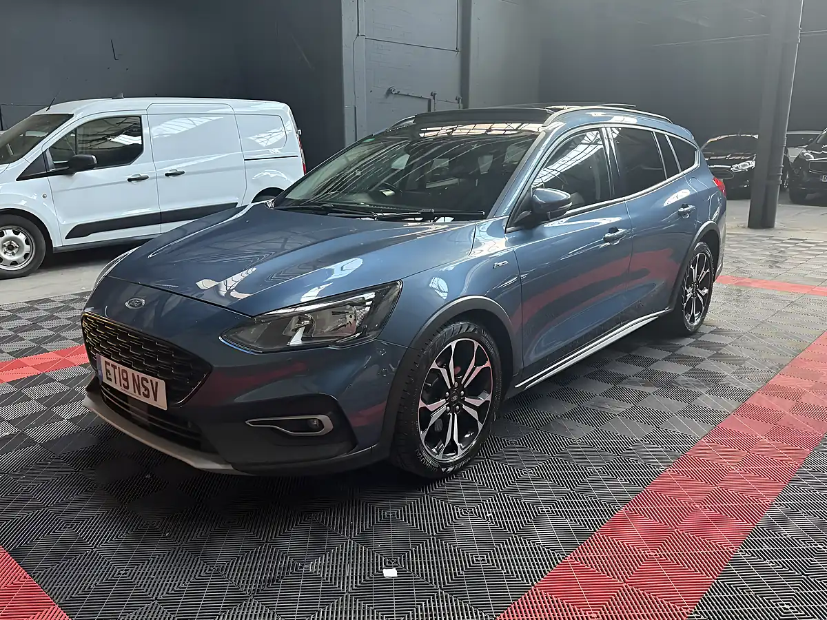 Used 2019 Ford Focus Active X Grey - Interior and Exterior details 6