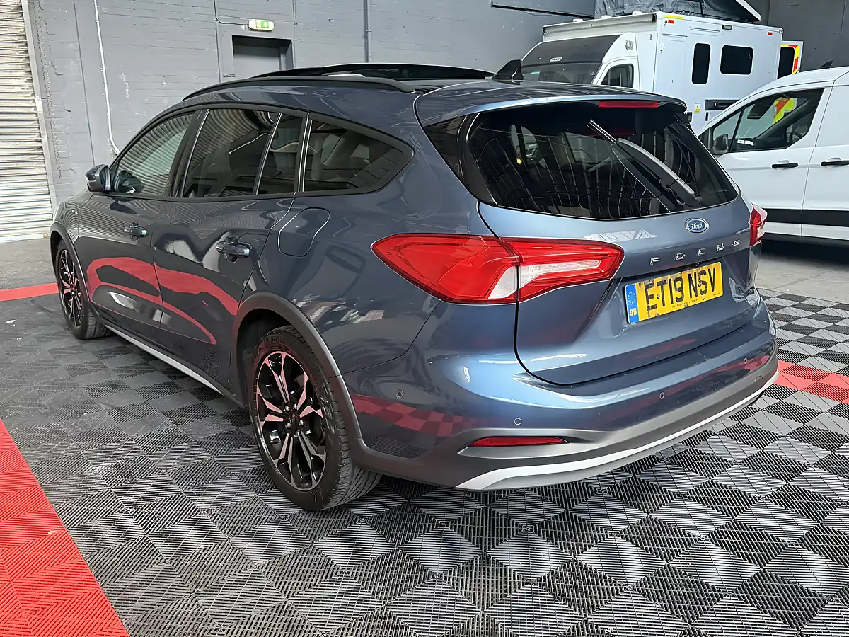 Used 2019 Ford Focus Active X Grey - Interior and Exterior details 7