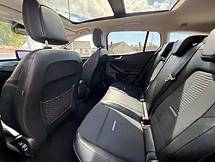 Used 2019 Ford Focus Active X Orange - Interior and Exterior details 15