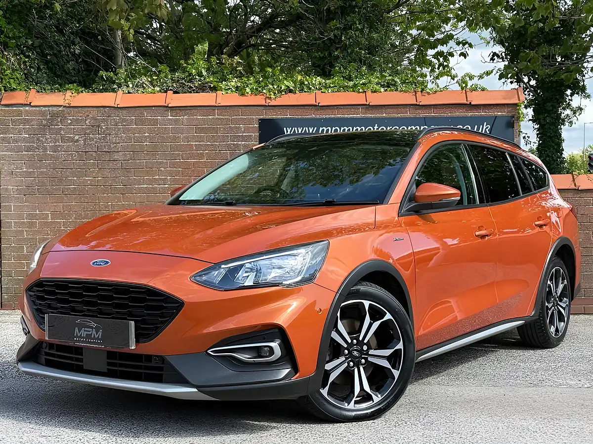 Used 2019 Ford Focus Active X Orange - Interior and Exterior details 2