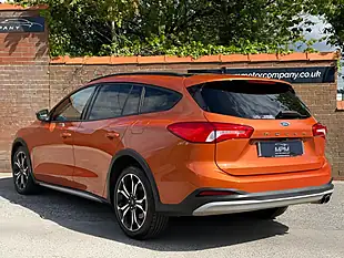 Used 2019 Ford Focus Active X Orange - Interior and Exterior details 6