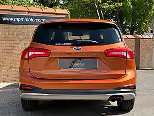 Used 2019 Ford Focus Active X Orange - Interior and Exterior details 8