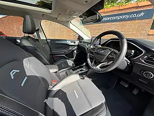 Used 2019 Ford Focus Active X Orange - Interior and Exterior details 9