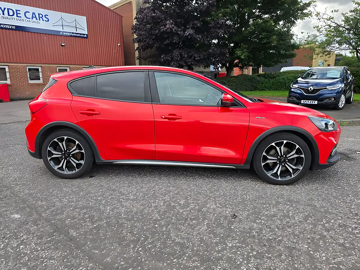 Used 2019 Ford Focus Active X Red - Interior and Exterior details 16