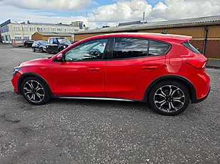 Used 2019 Ford Focus Active X Red - Interior and Exterior details 7