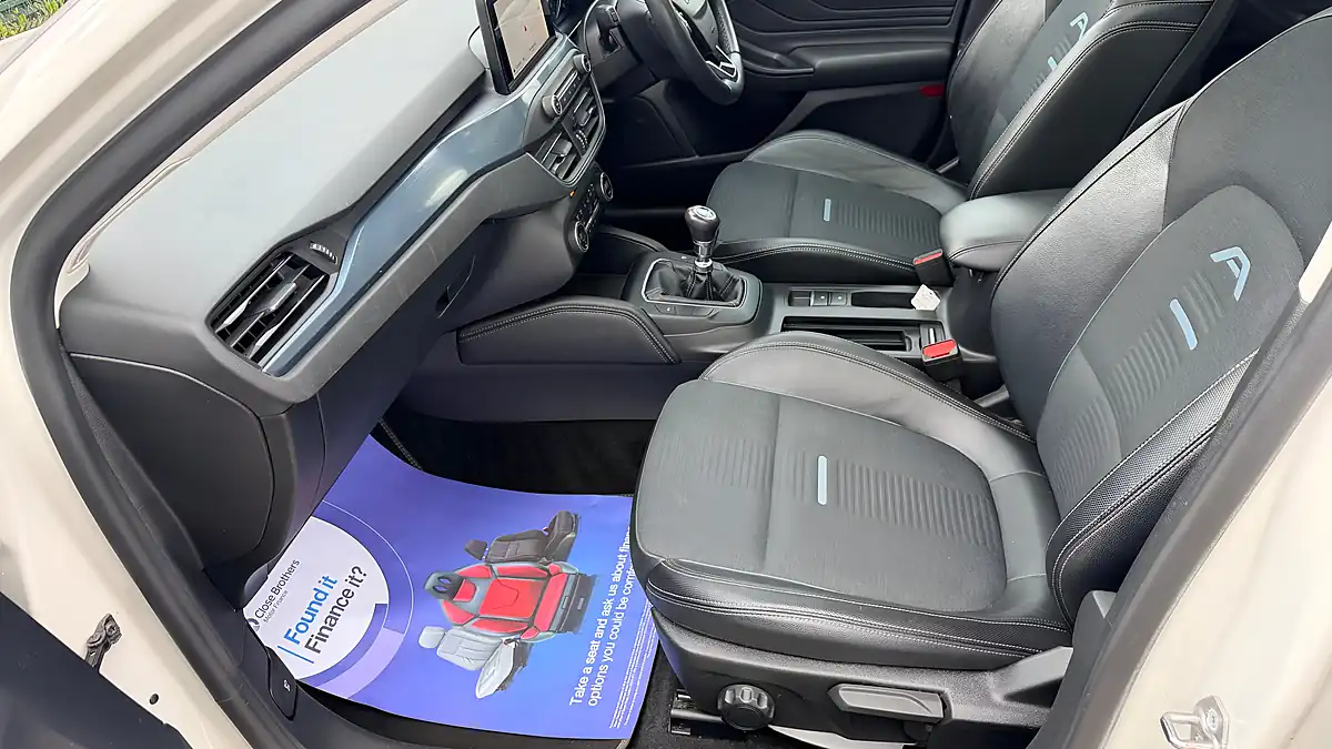 Used 2019 Ford Focus Active X White - Interior and Exterior details 16