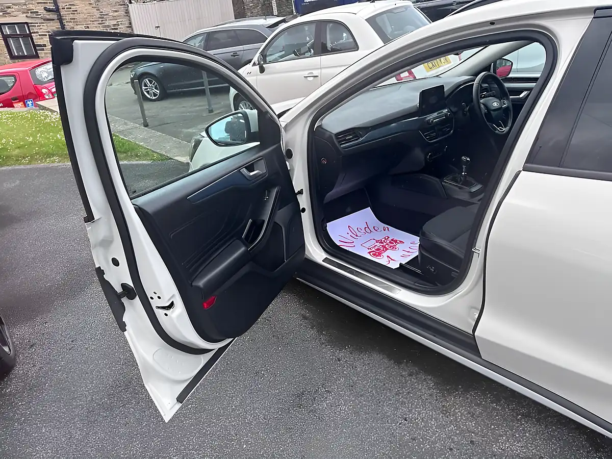 Used 2019 Ford Focus Active X White - Interior and Exterior details 14
