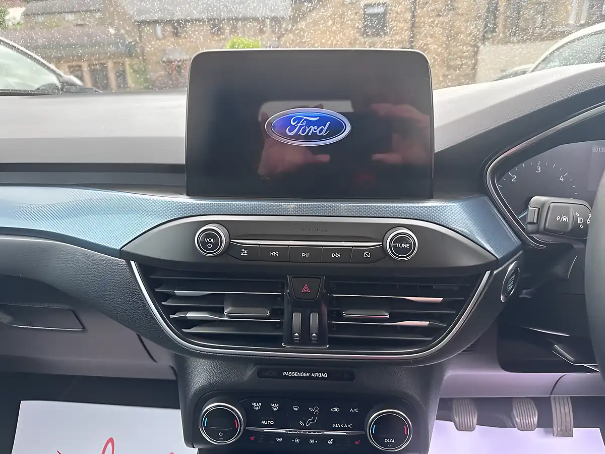 Used 2019 Ford Focus Active X White - Interior and Exterior details 19