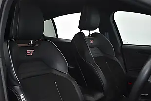 Used 2019 Ford Focus ST Black - Interior and Exterior details 15