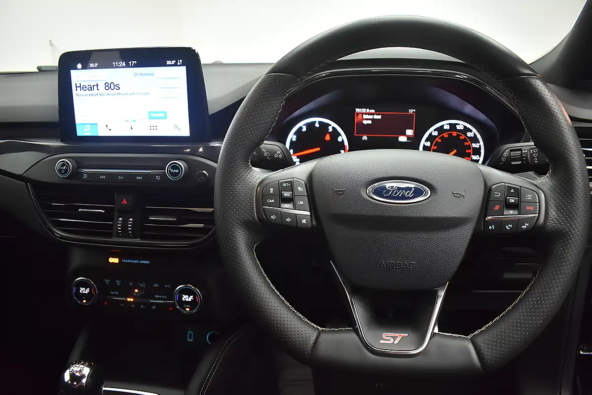 Used 2019 Ford Focus ST Black - Interior and Exterior details 17