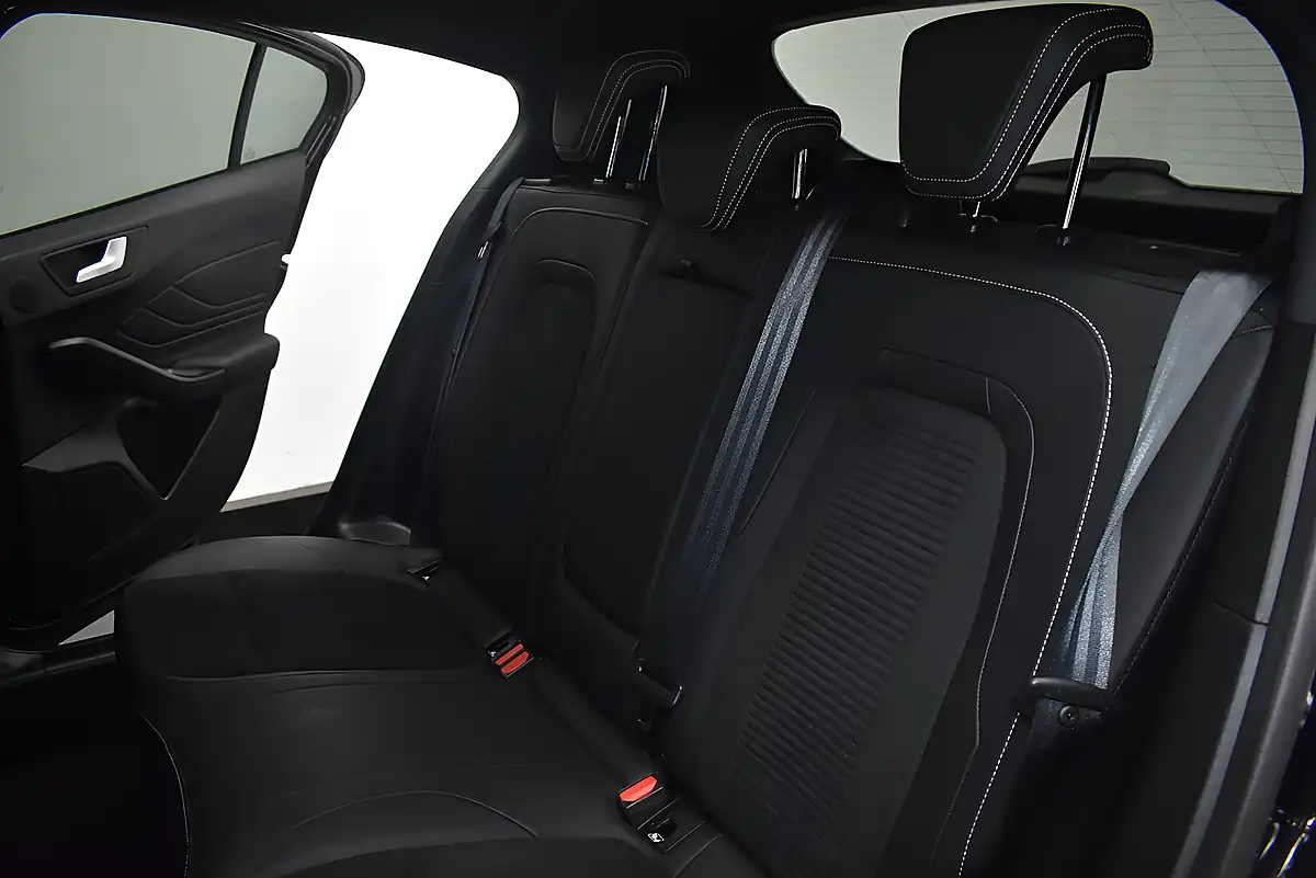 Used 2019 Ford Focus ST Black - Interior and Exterior details 8