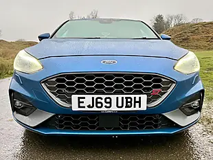 Used 2019 Ford Focus ST Blue - Interior and Exterior details 10