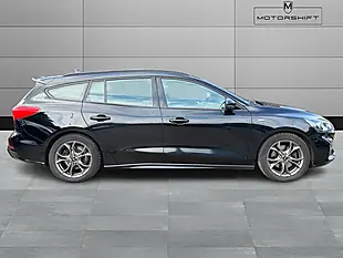 Used 2019 Ford Focus ST-Line Black - Interior and Exterior details 7