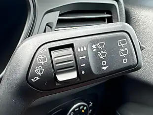 Used 2019 Ford Focus ST-Line Blue - Interior and Exterior details 15