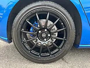 Used 2019 Ford Focus ST-Line Blue - Interior and Exterior details 17