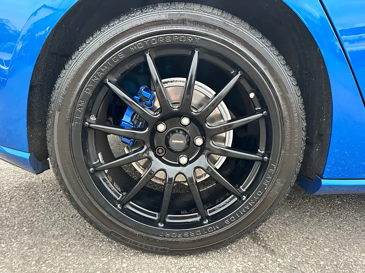 Used 2019 Ford Focus ST-Line Blue - Interior and Exterior details 17